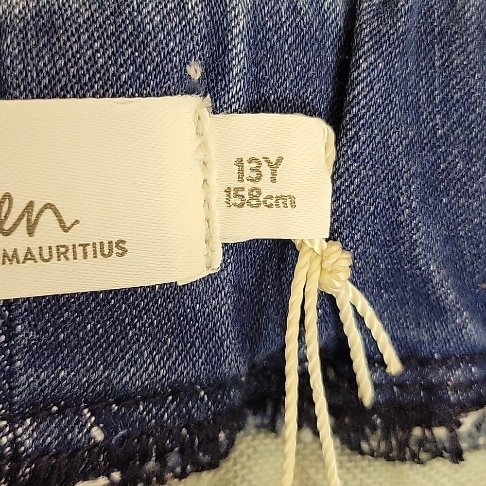 Boden Medium Blue Wash jogger Jeans Soft Denim kid's sz 13y new - Picture 4 of 5